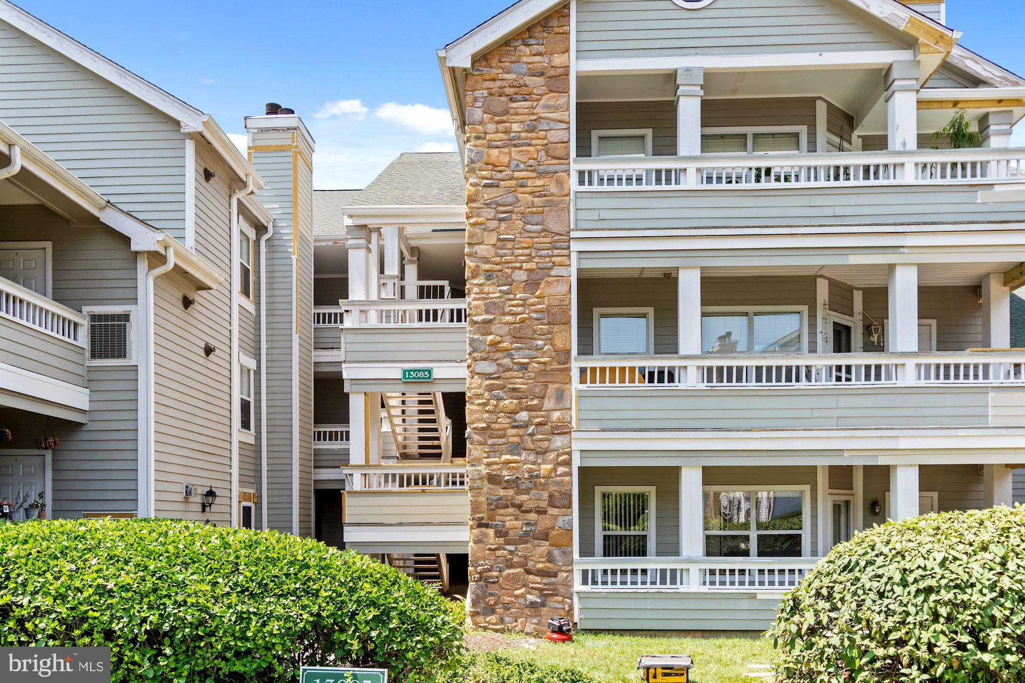 STONECROFT CONDO - Residential