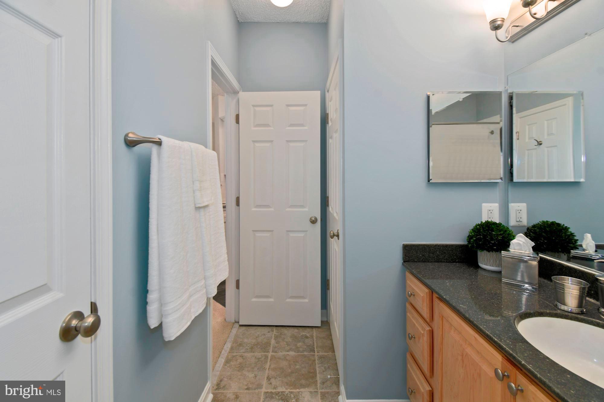 STONECROFT CONDO - Residential