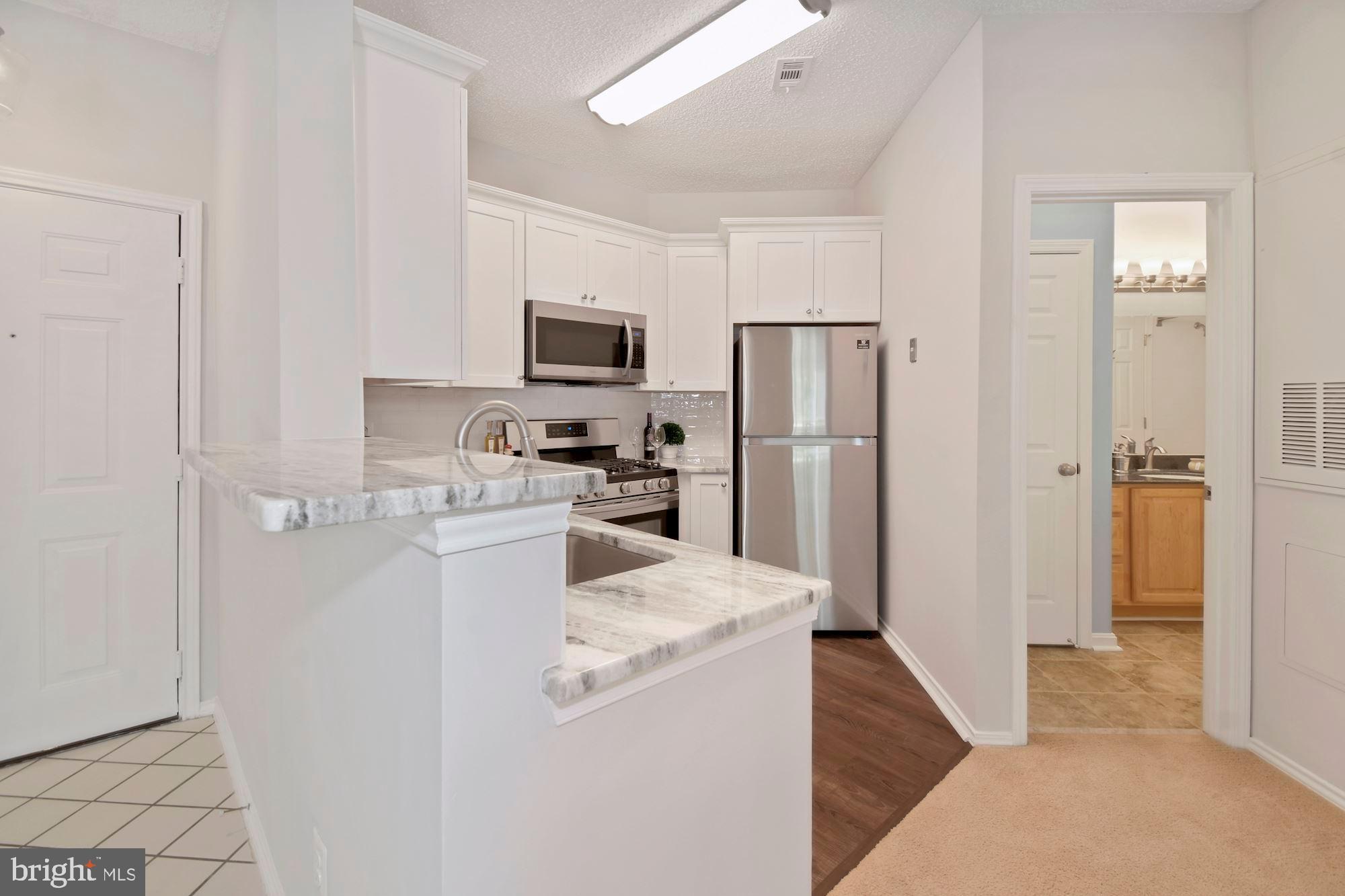 STONECROFT CONDO - Residential