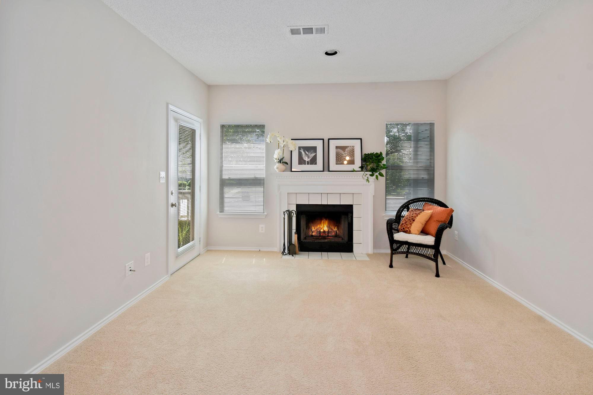 STONECROFT CONDO - Residential