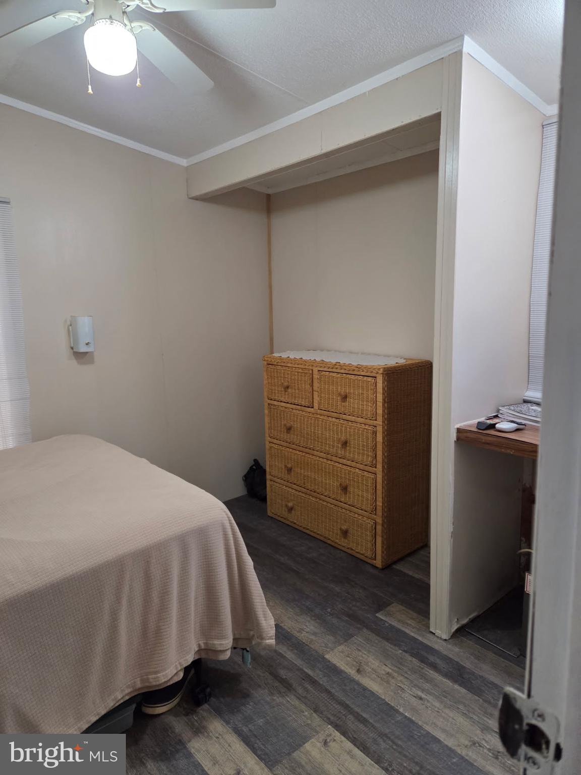 INDIAN ACRES - Residential