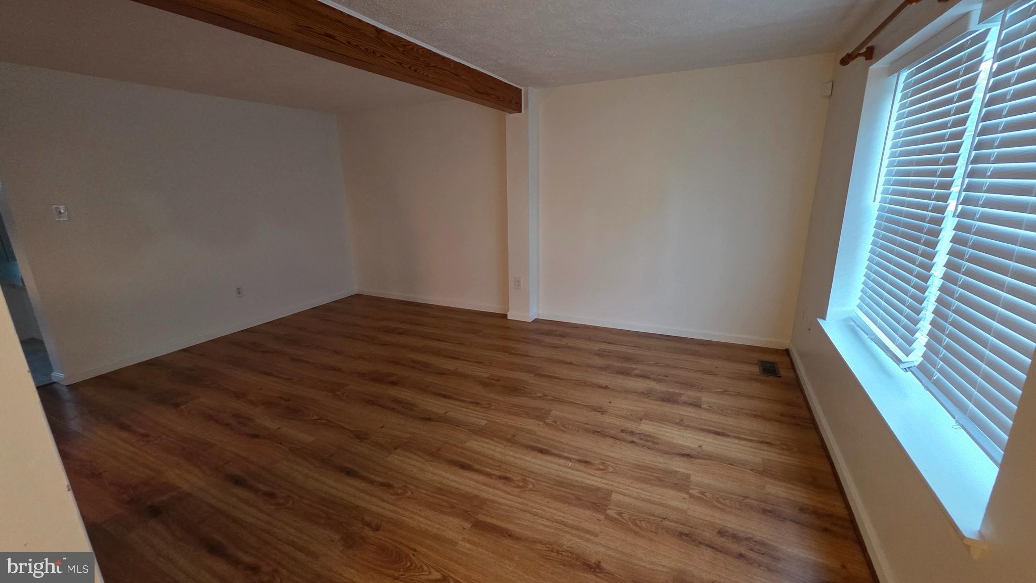1766 SPRINGFIELD LANE
