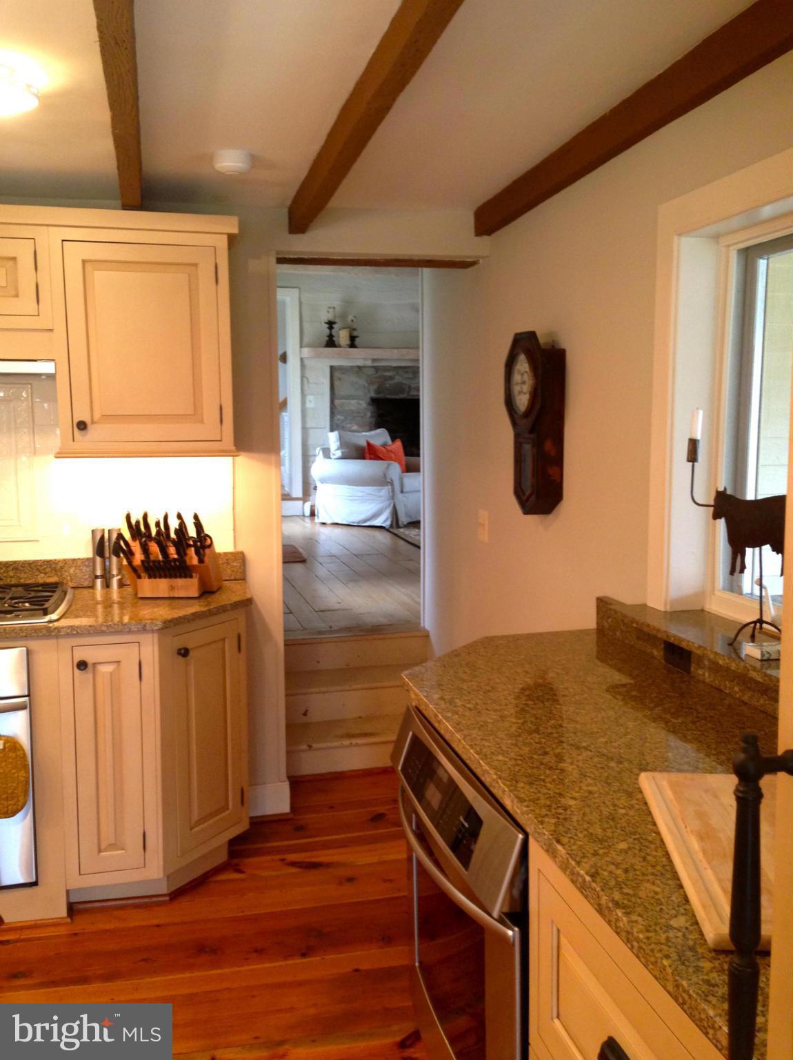 HUNTING HILL FARMS - Residential