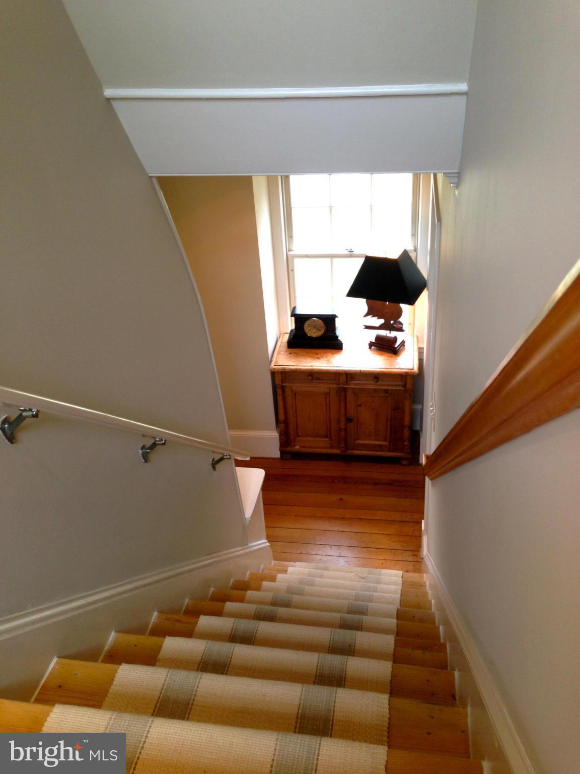 HUNTING HILL FARMS - Residential