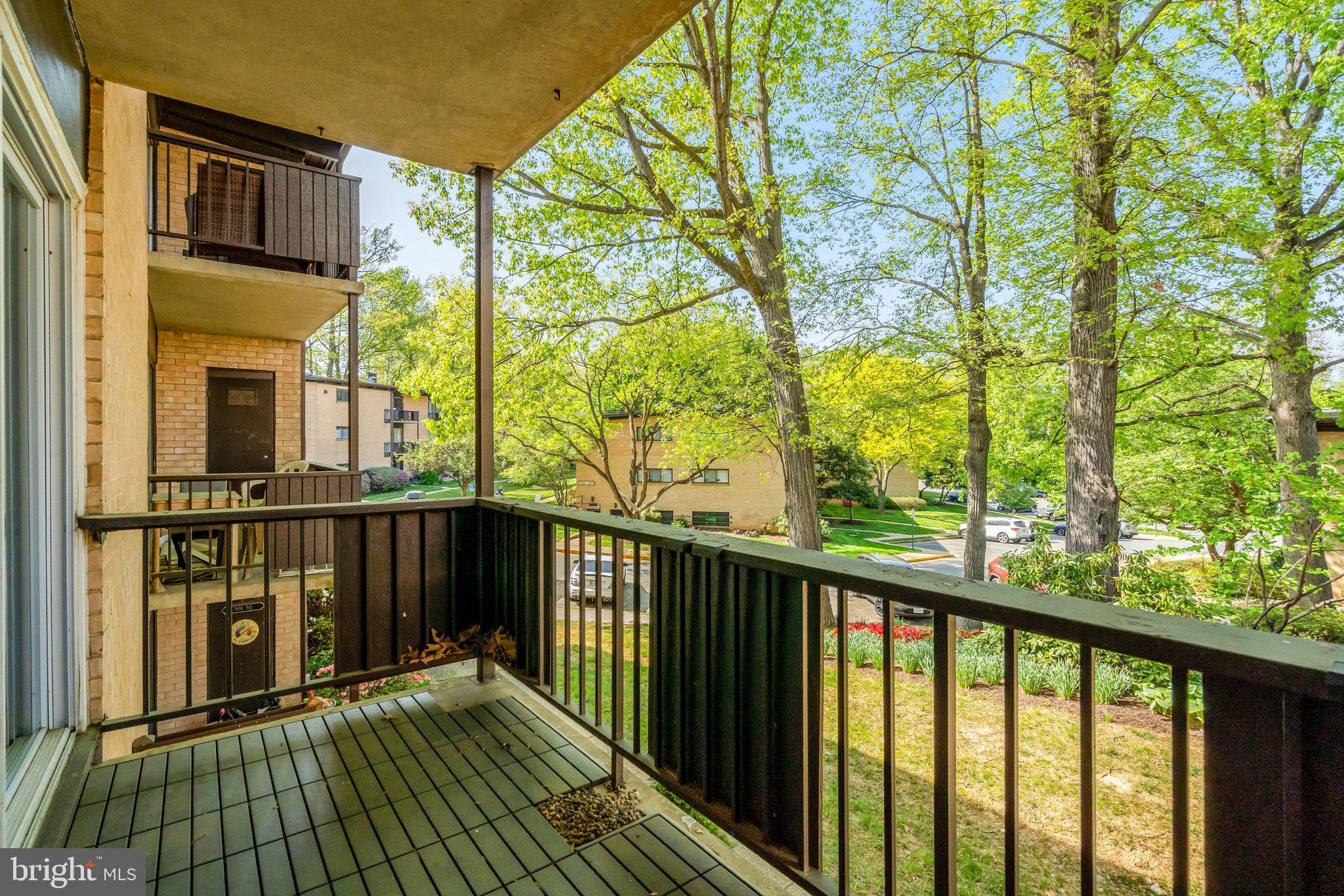 MCLEAN HILLS - Residential