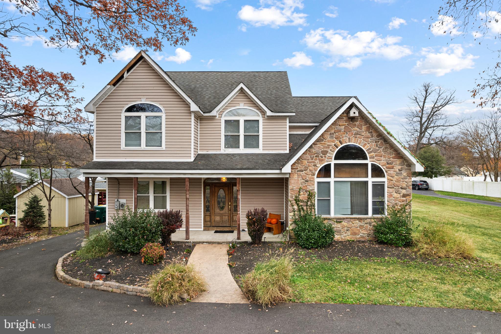 HIGHLAND PINES - Residential