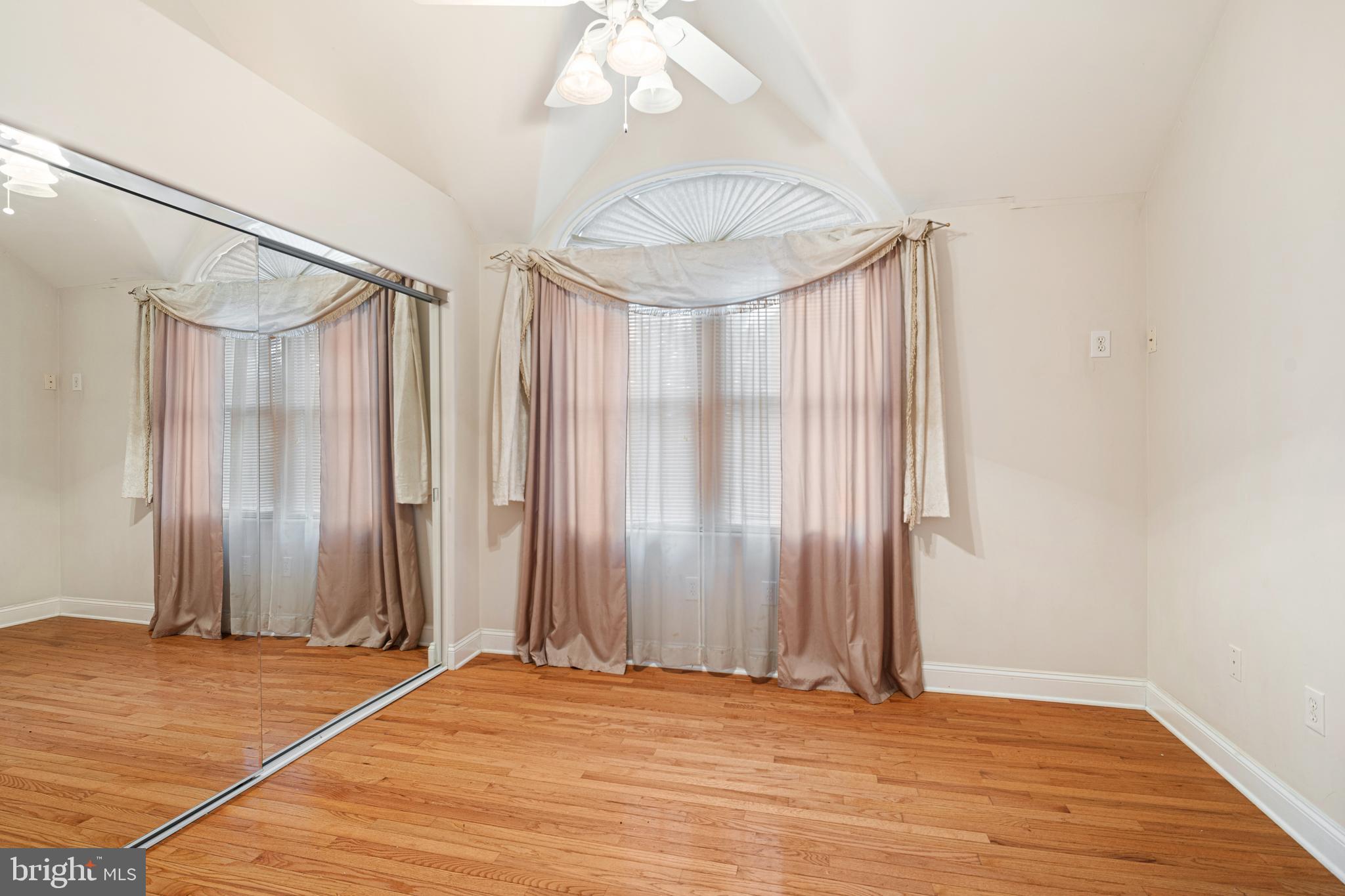 HIGHLAND PINES - Residential