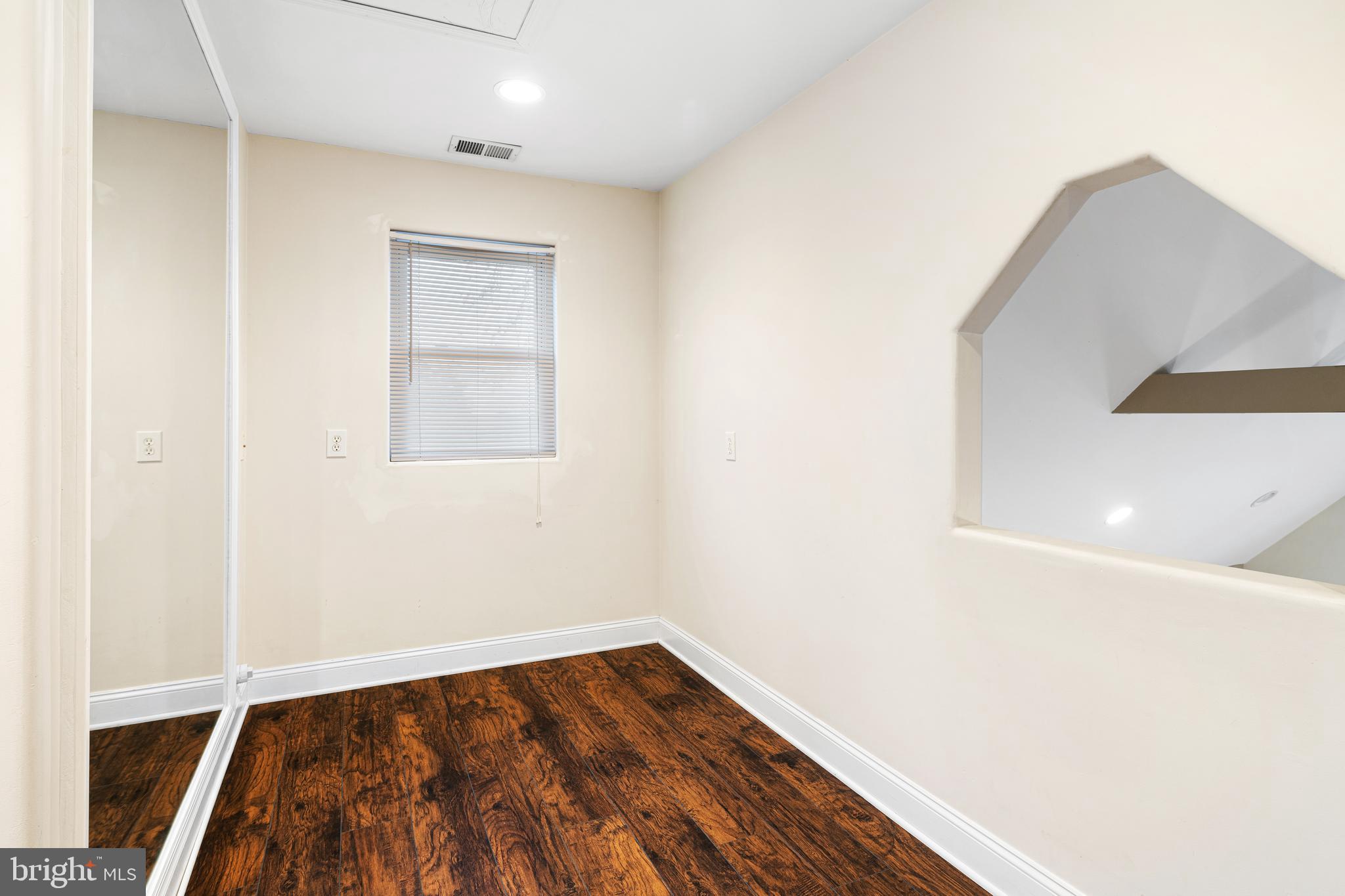 HIGHLAND PINES - Residential