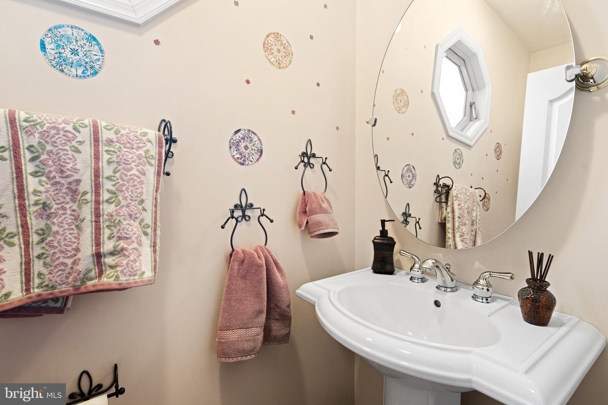 HIGHLAND PINES - Residential