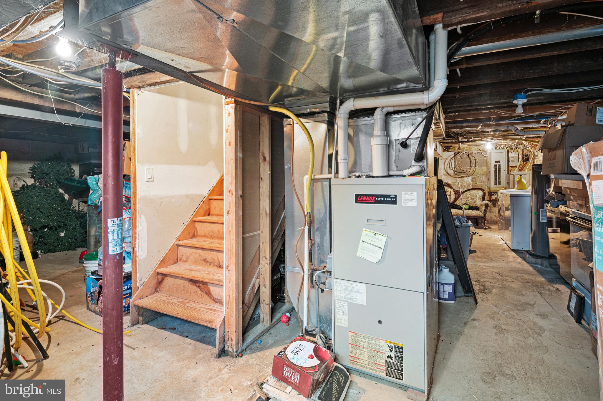 HIGHLAND PINES - Residential