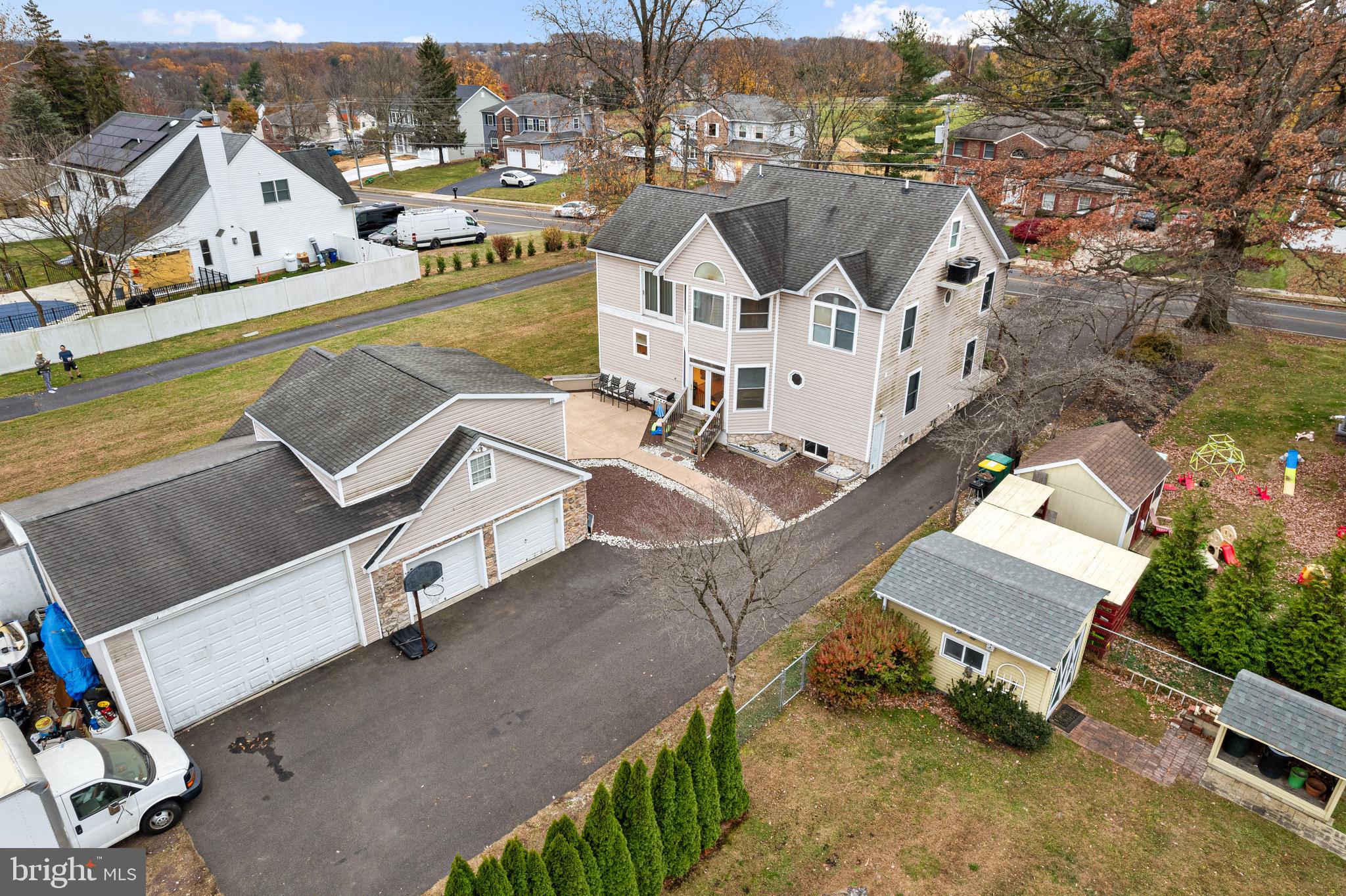 HIGHLAND PINES - Residential