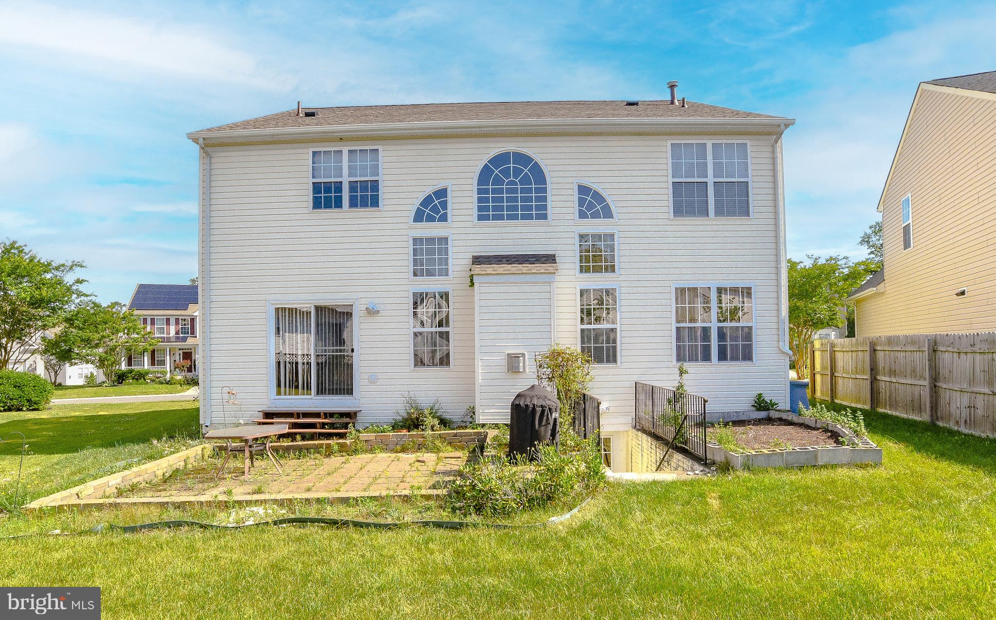 WESTBURY - Residential