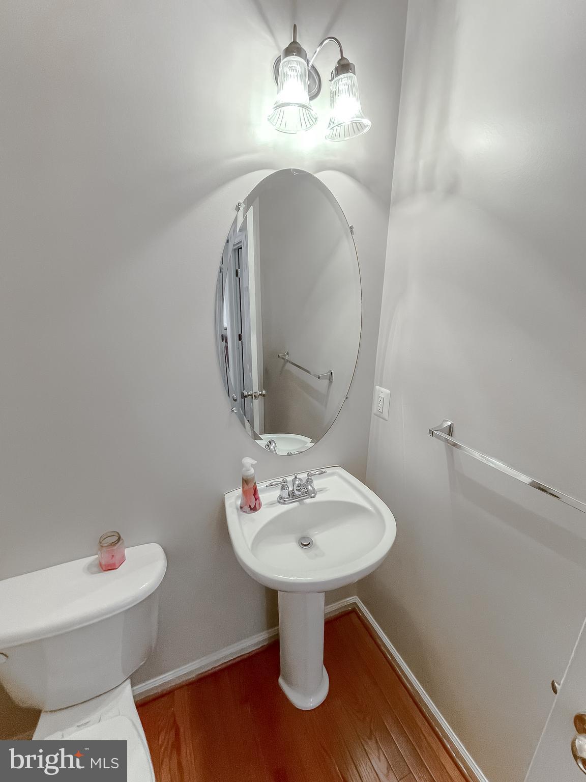 WESTBURY - Residential