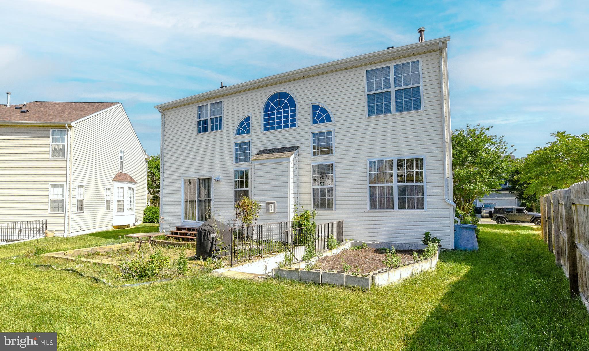 WESTBURY - Residential