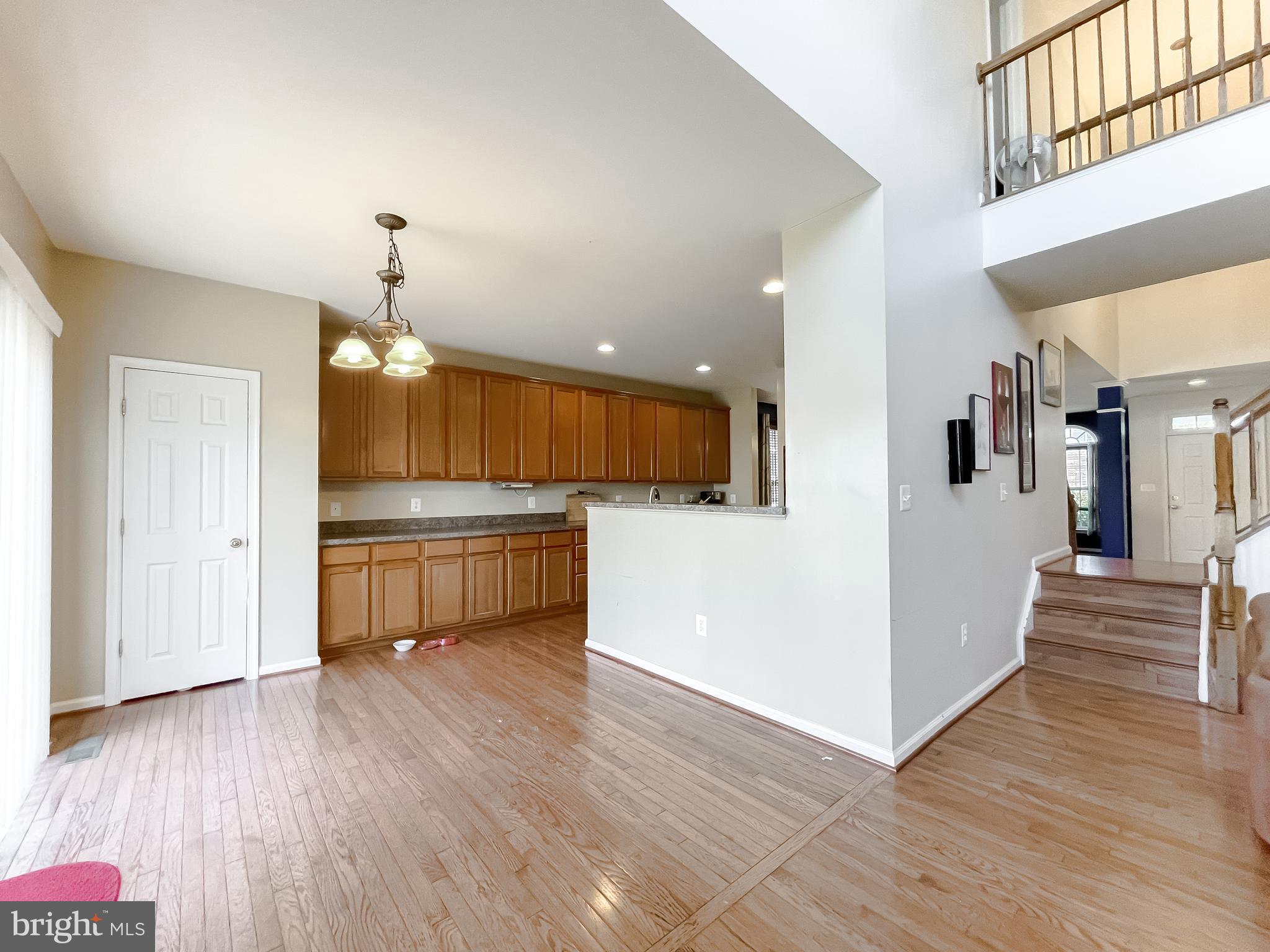 WESTBURY - Residential