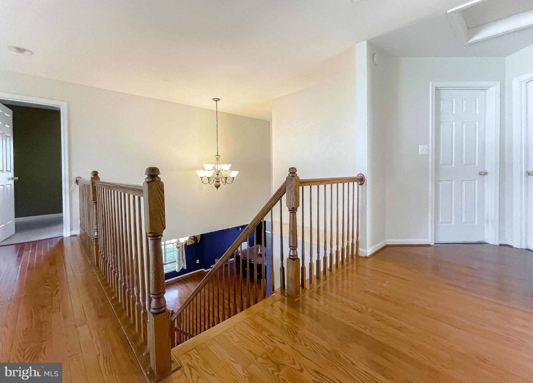 WESTBURY - Residential