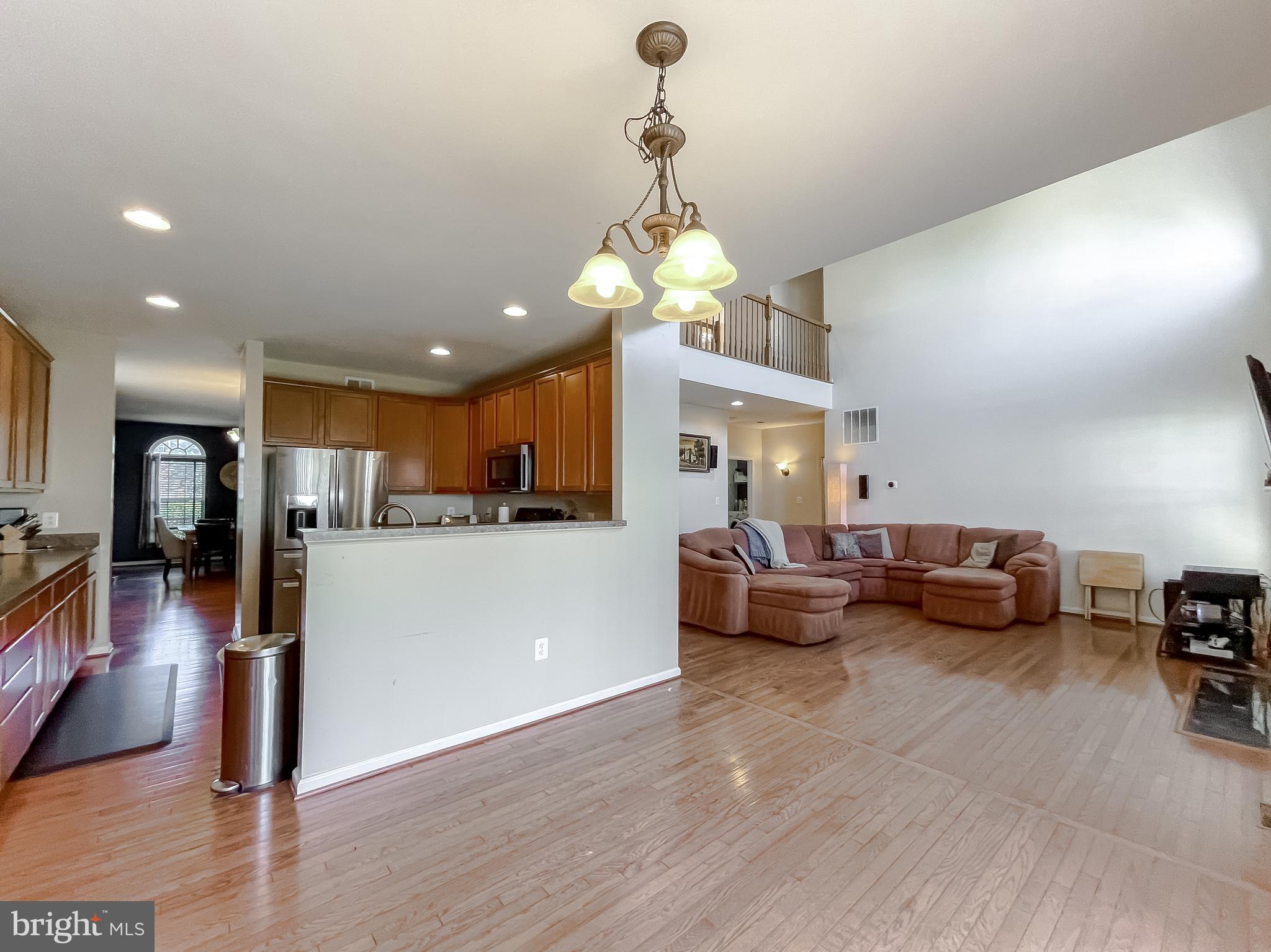 WESTBURY - Residential