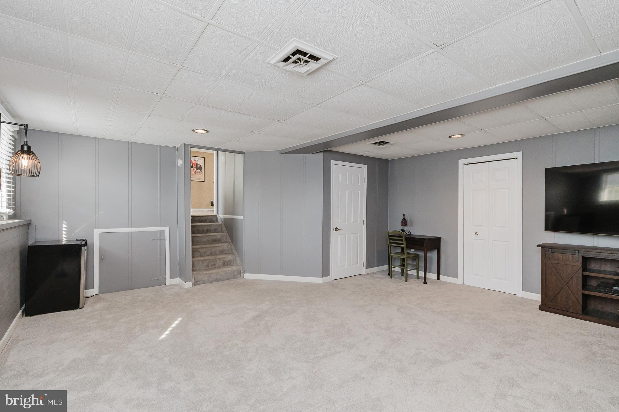 NOTTINGHAM WOODS - Residential