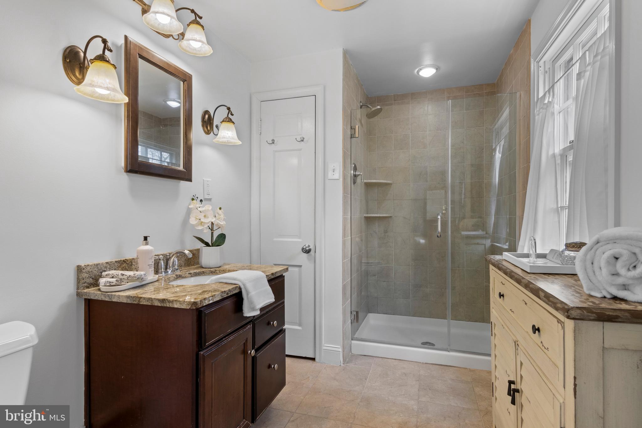 SOUTH WAYNE - Residential