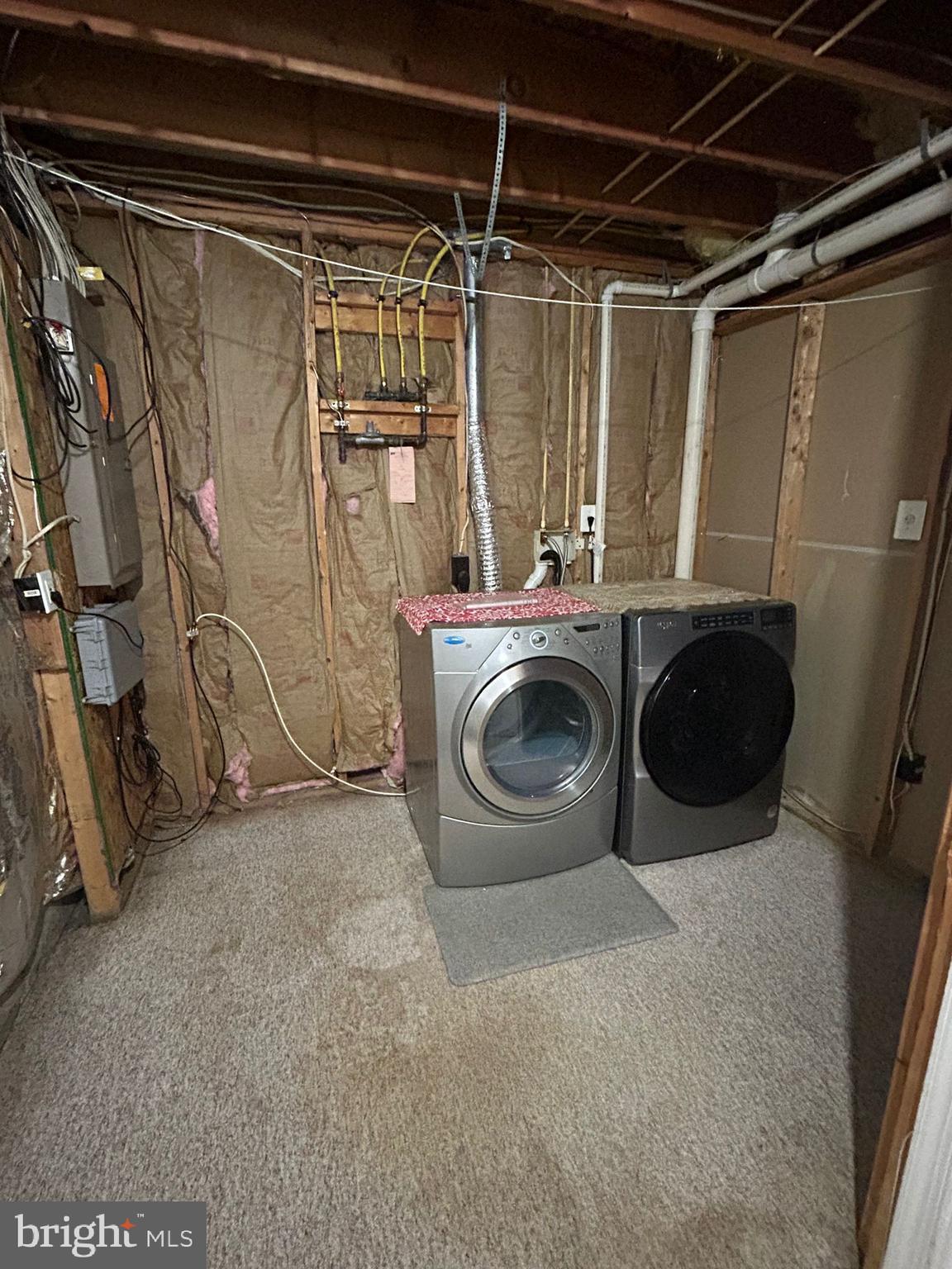 PAPILLON - Residential Lease