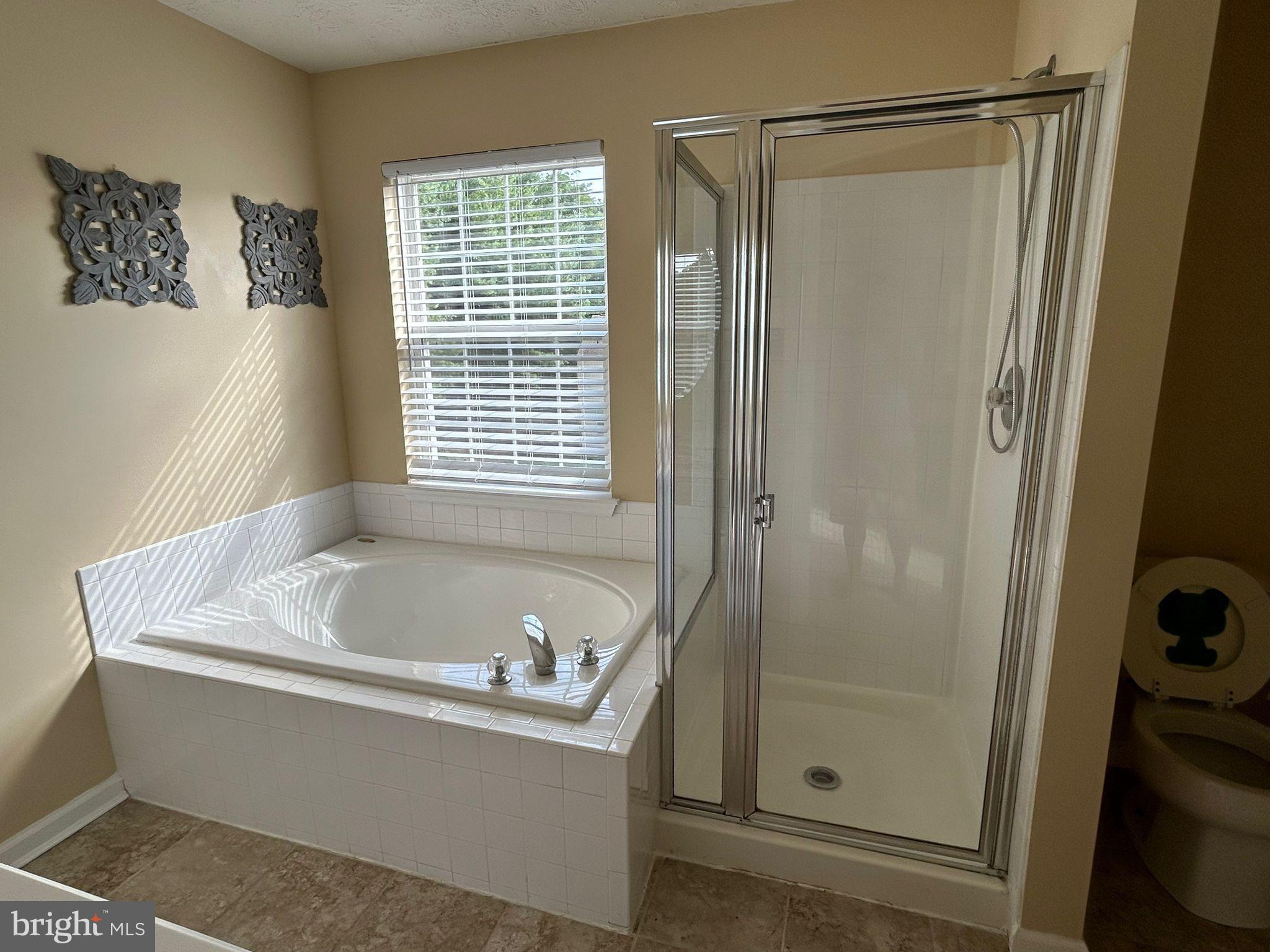 PAPILLON - Residential Lease