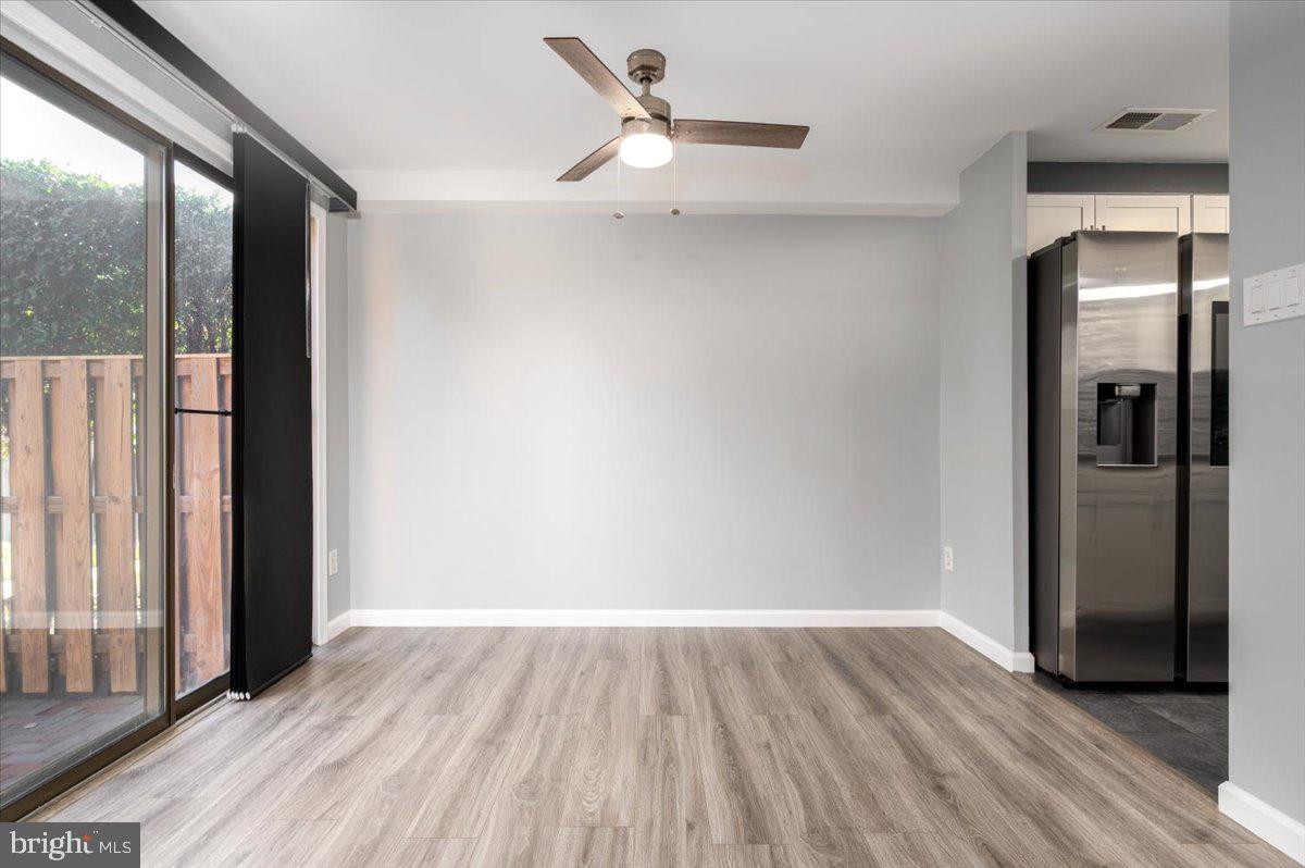 WOODSIDE SQUARE - Residential