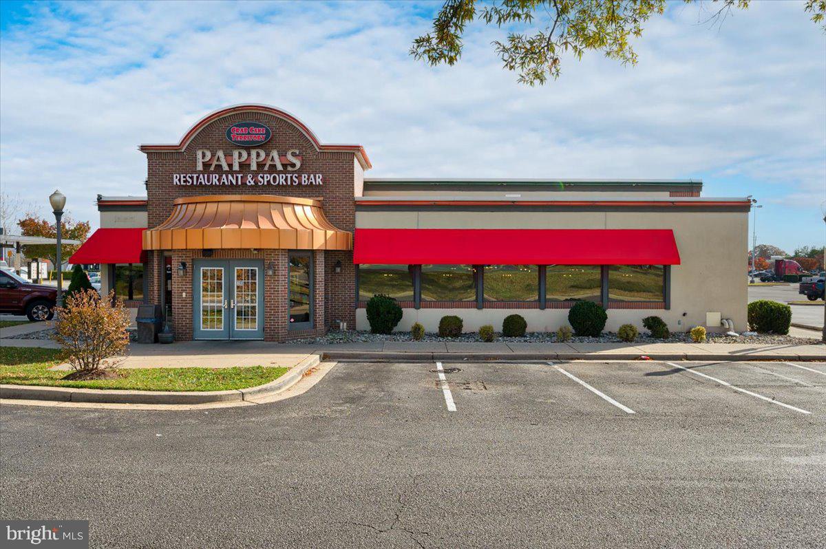 WOODSIDE SQUARE - Residential