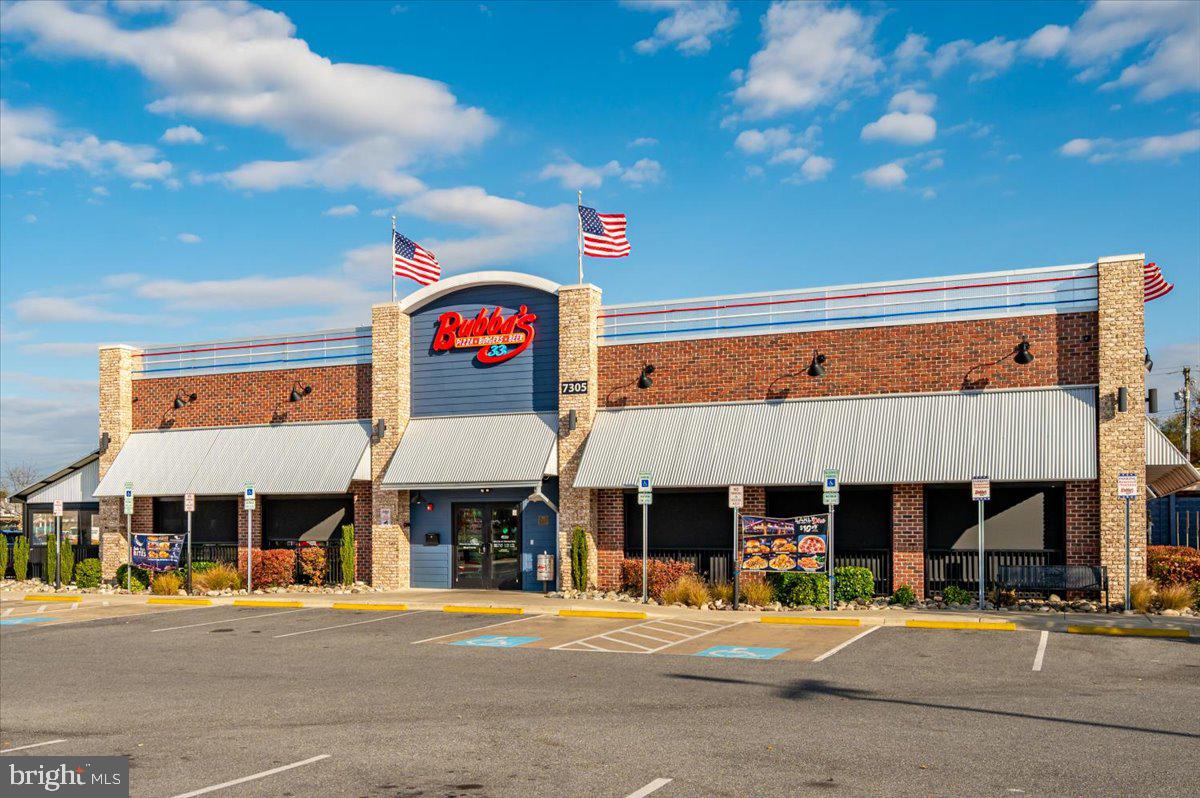 WOODSIDE SQUARE - Residential