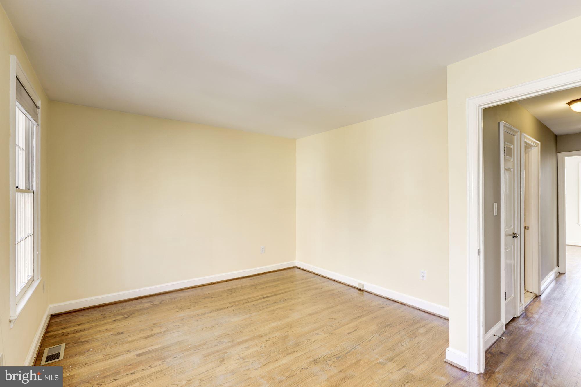 SHUTERS HILL - Residential Lease