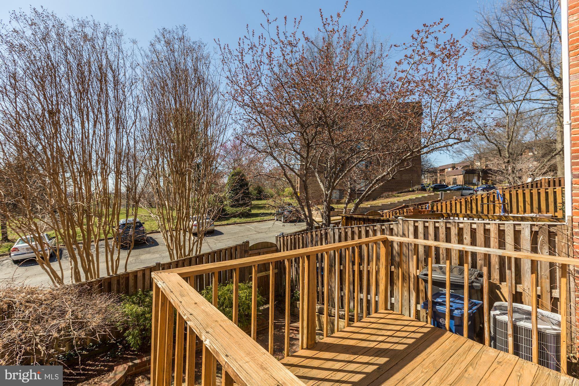 SHUTERS HILL - Residential Lease