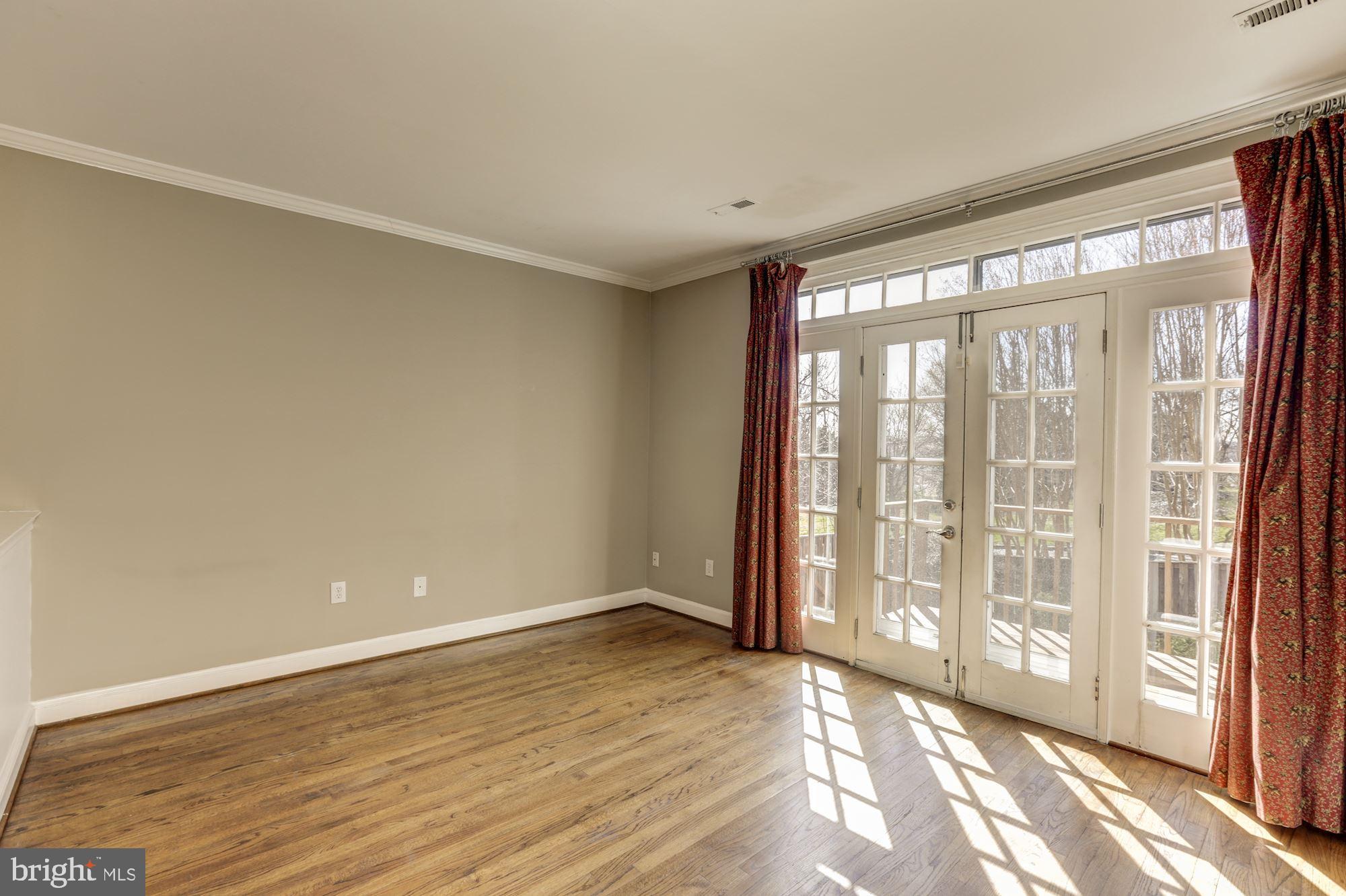 SHUTERS HILL - Residential Lease