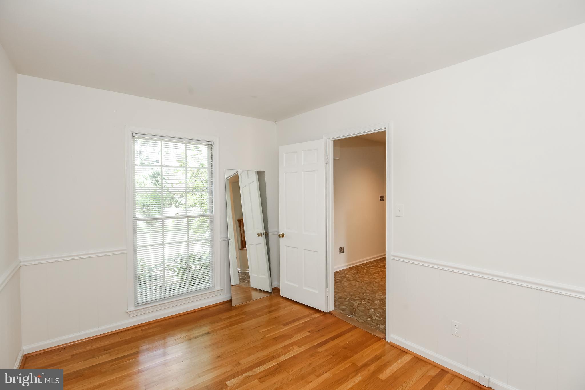 POTOMAC OUTSIDE - Residential Lease