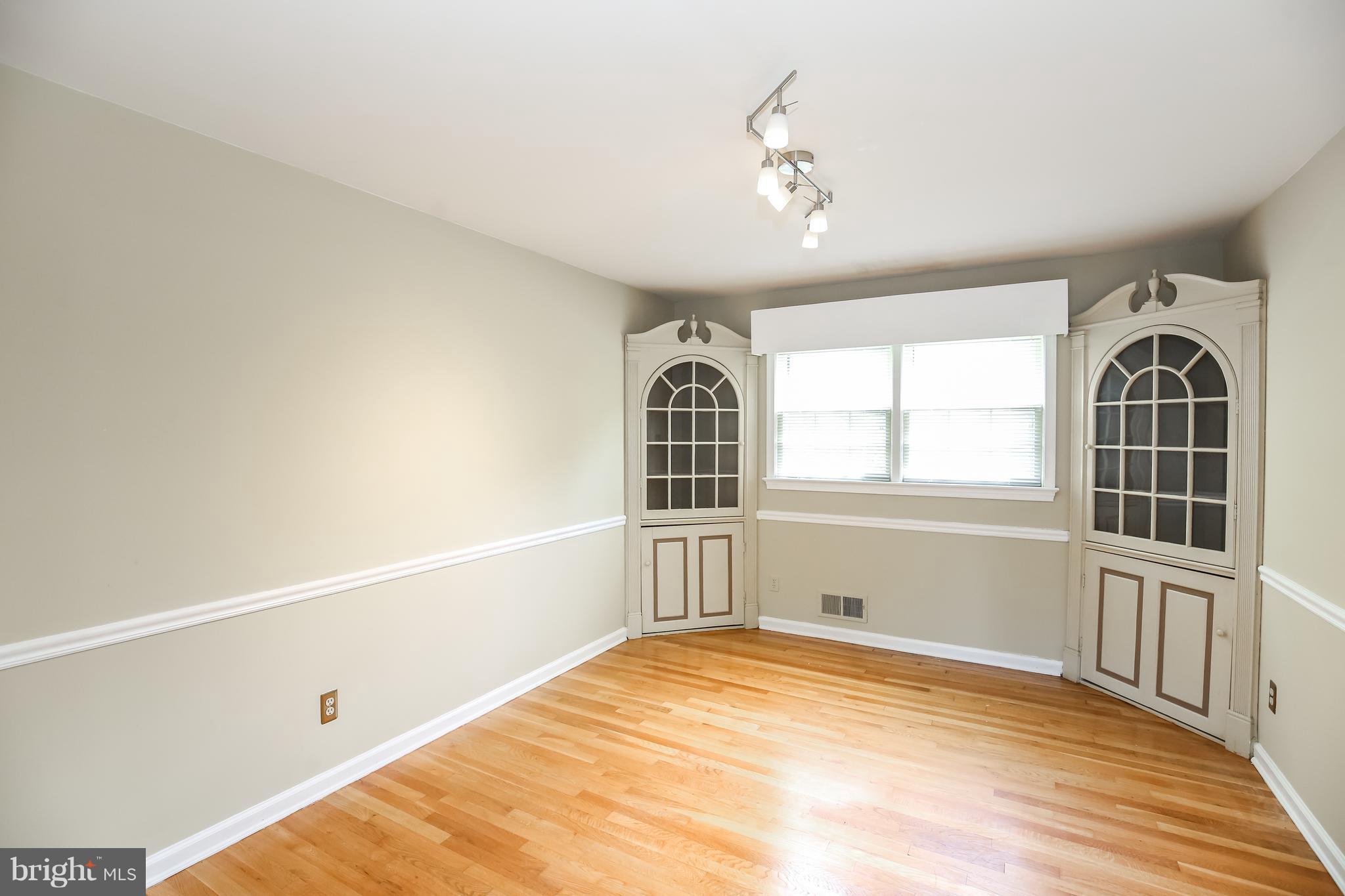 POTOMAC OUTSIDE - Residential Lease