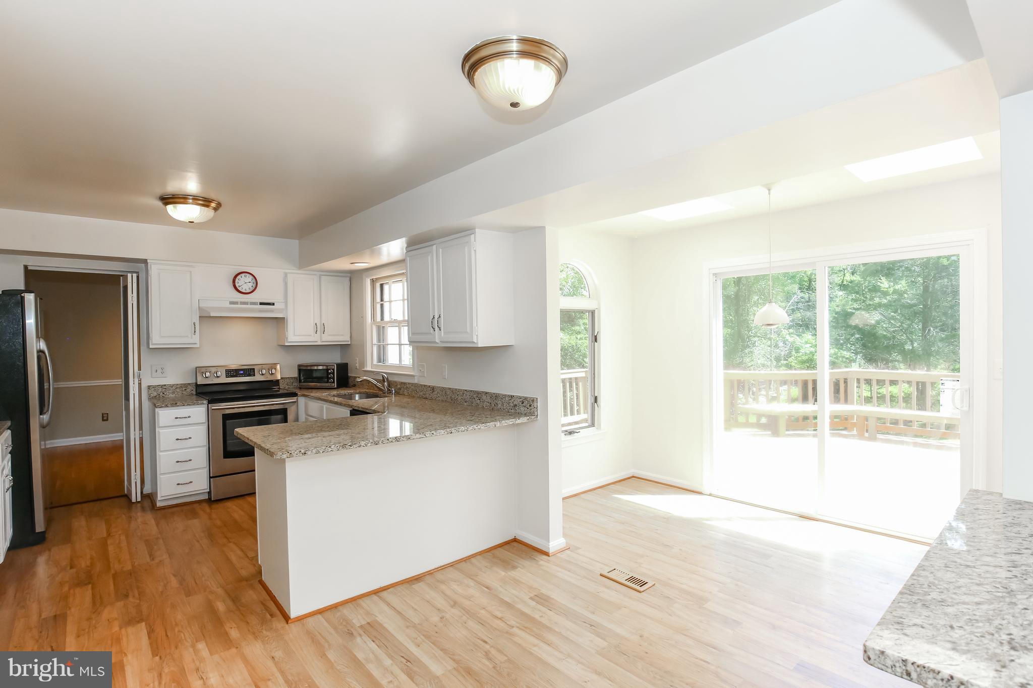 POTOMAC OUTSIDE - Residential Lease