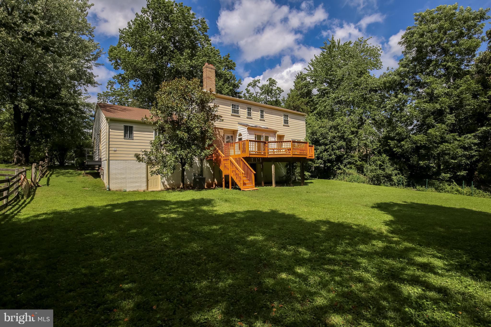 POTOMAC OUTSIDE - Residential Lease