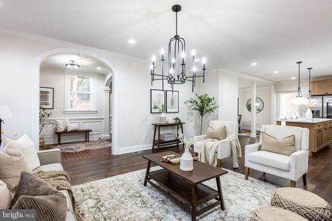 2206 PARK AVENUE BALTIMORE MD 21217