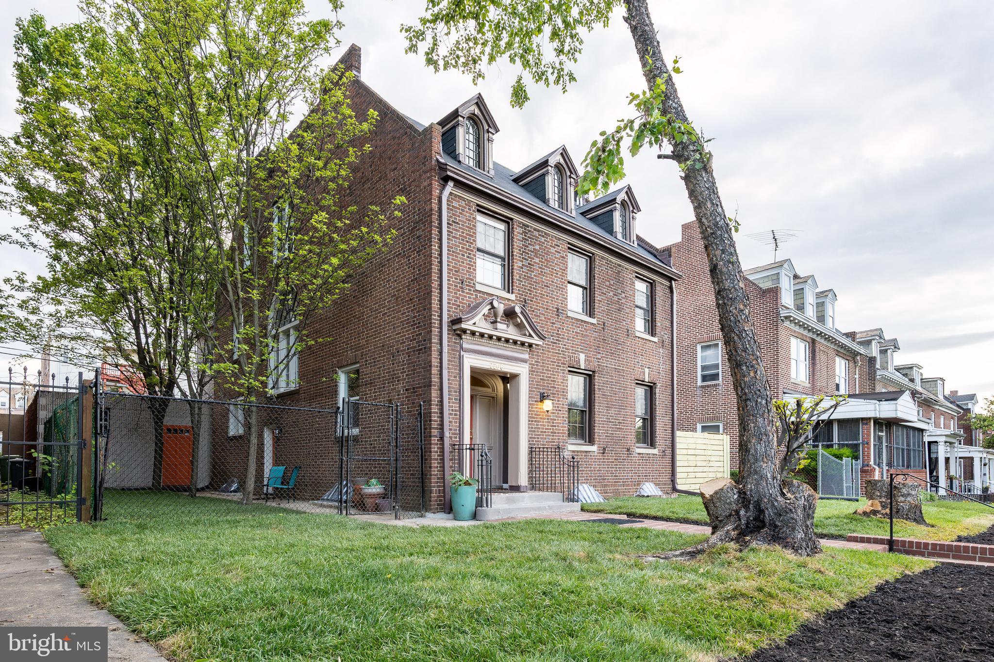 RESERVOIR HILL - Residential