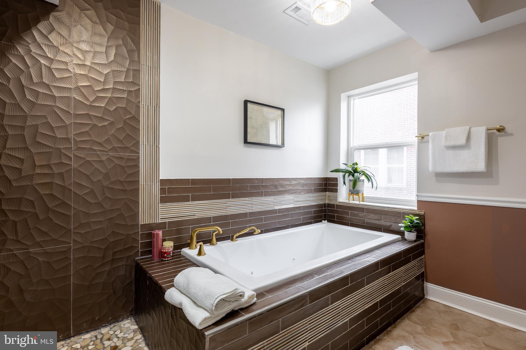 RESERVOIR HILL - Residential