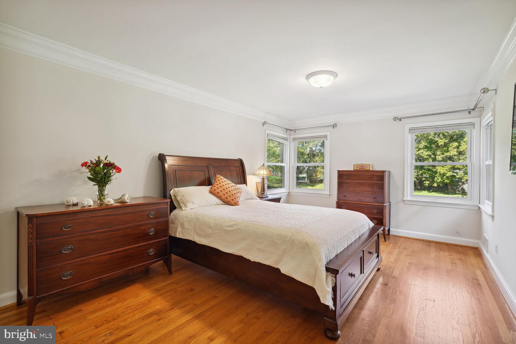 POTOMAC OUTSIDE - Residential