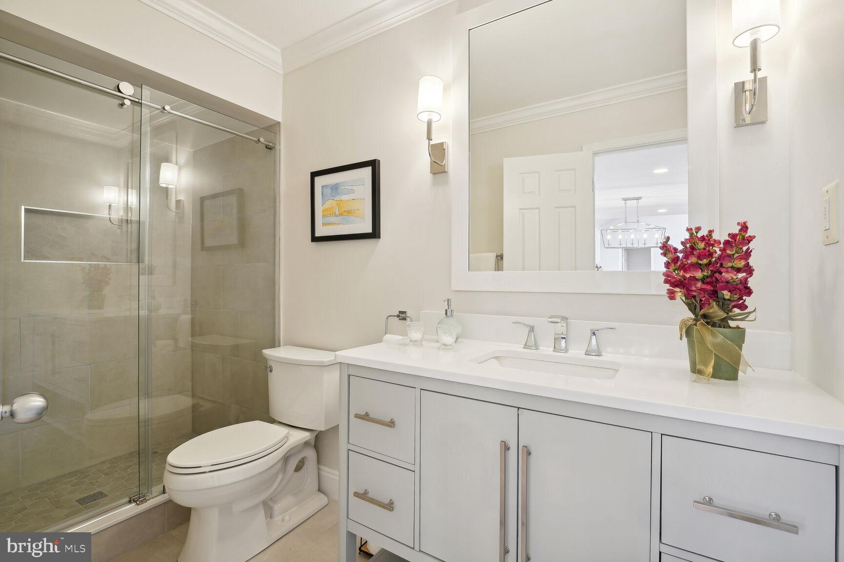 POTOMAC OUTSIDE - Residential