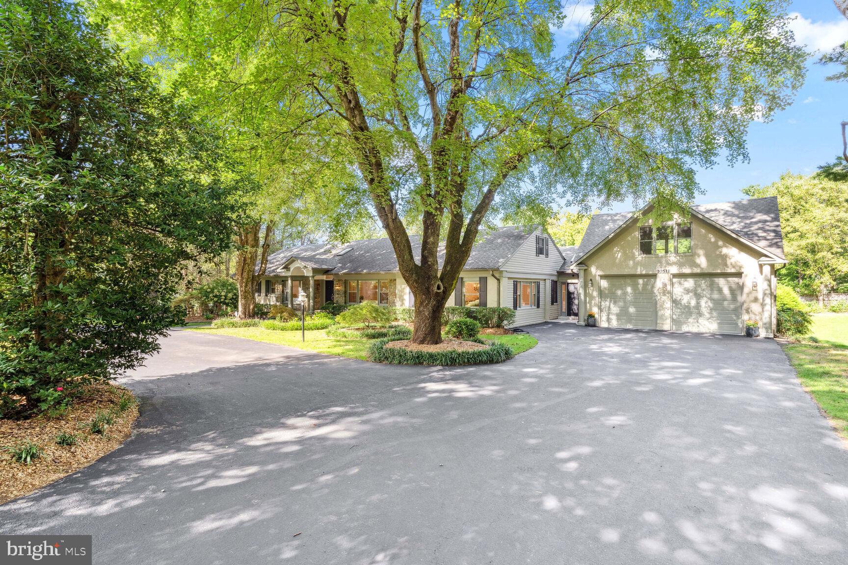 POTOMAC OUTSIDE - Residential