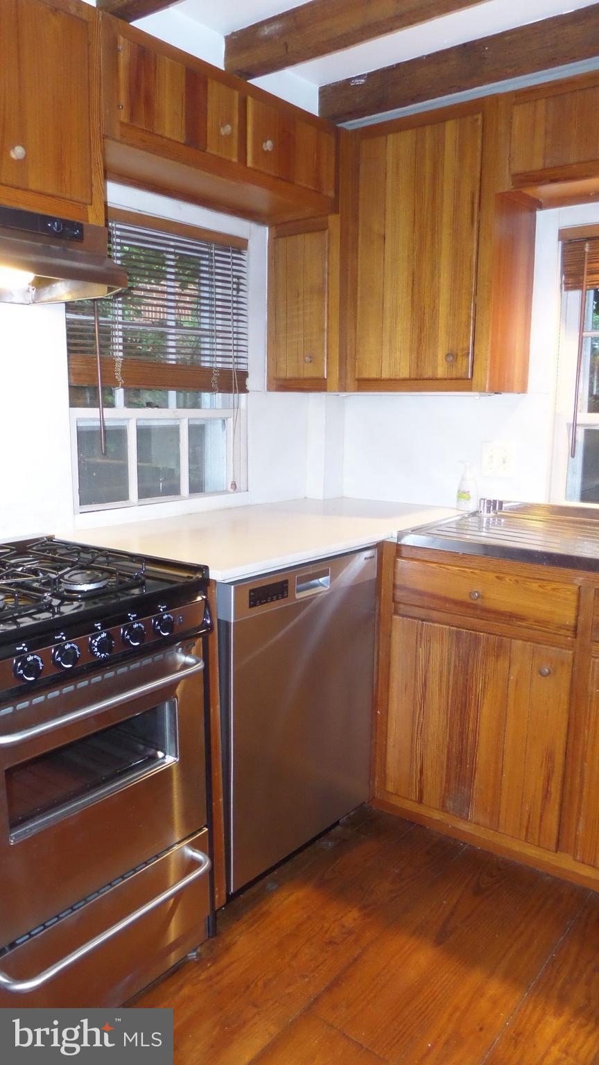 OLD TOWN - Residential Lease