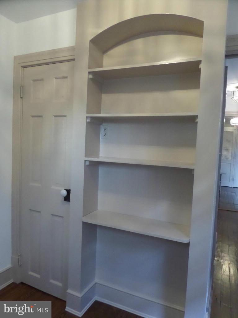 OLD TOWN - Residential Lease