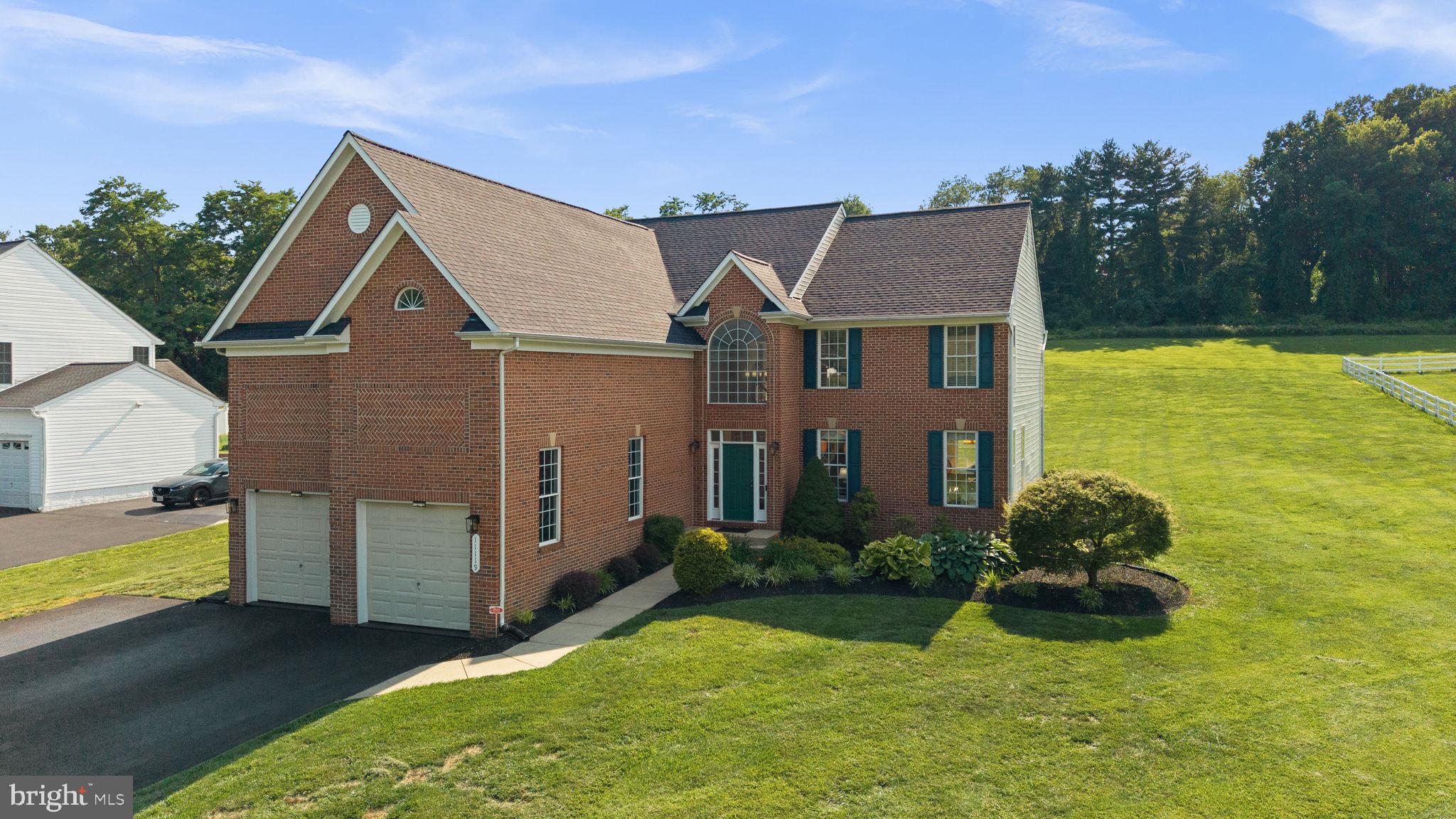 11119 WILLOW GREEN WAY