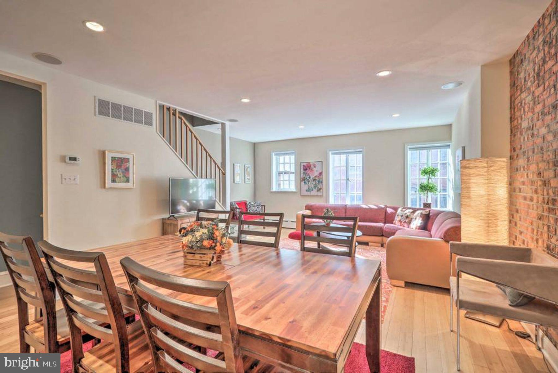 RITTENHOUSE SQUARE - Residential Income