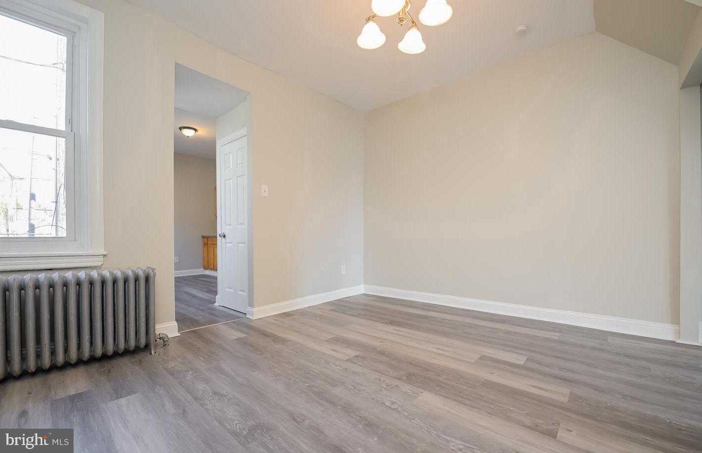 STRAWBERRY MANSION - Residential