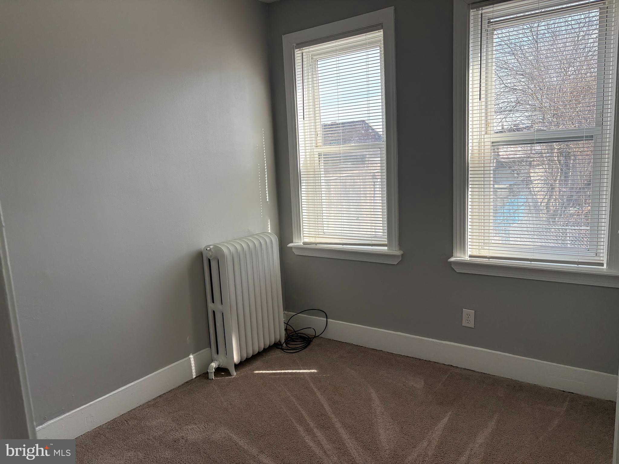 STRAWBERRY MANSION - Residential