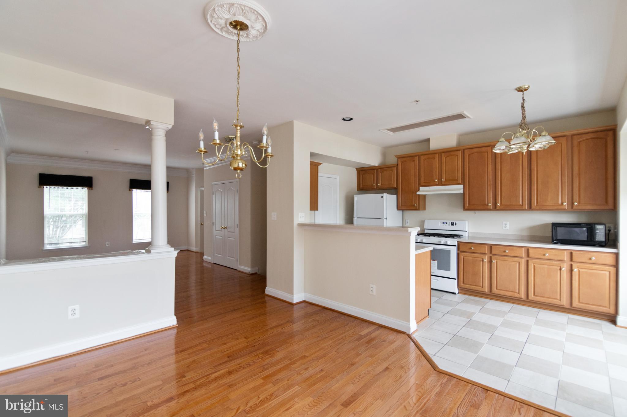 KING FARM BAILEYS COMMON - Residential Lease