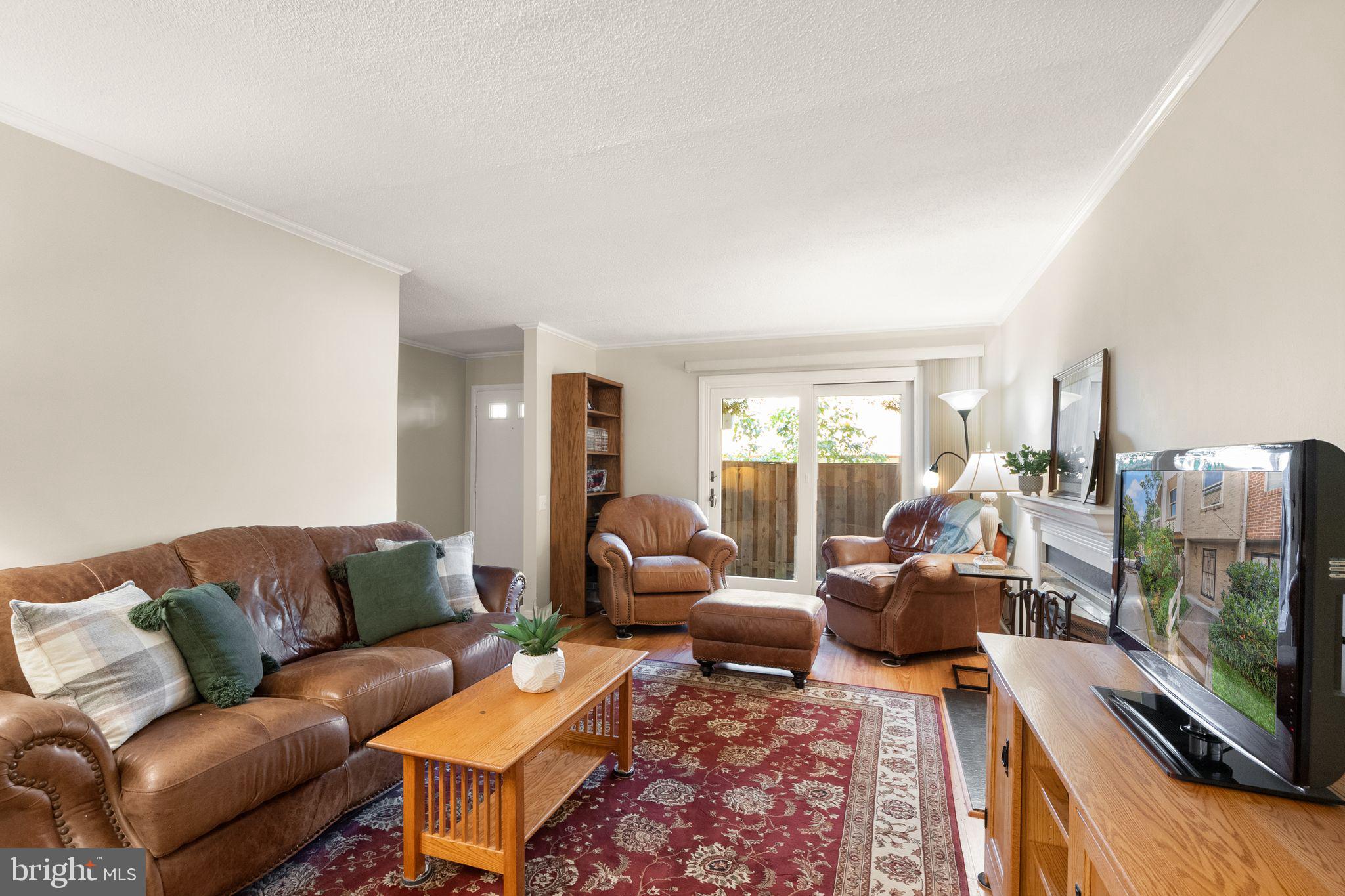 BEVERLY HILLS - Residential