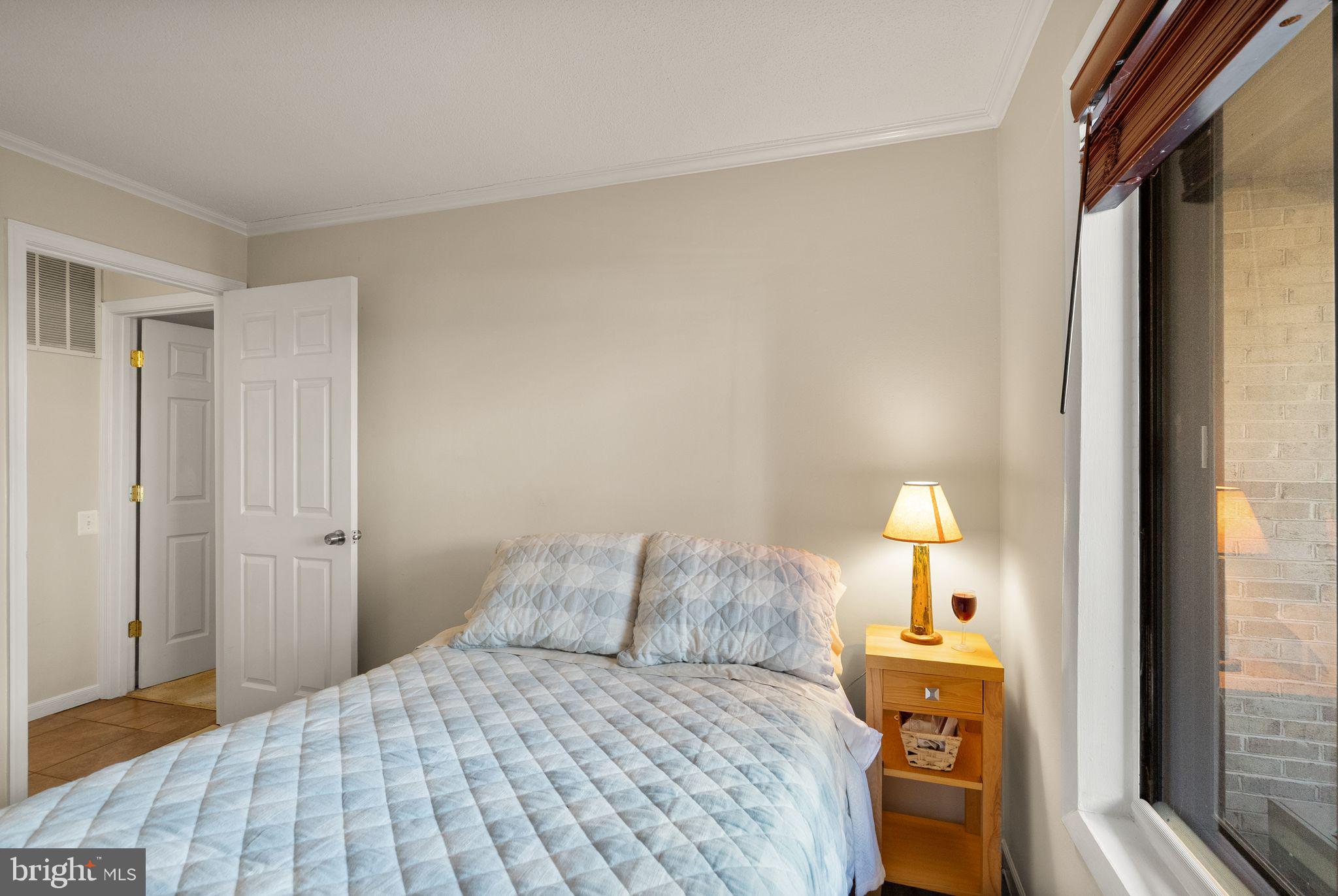 BEVERLY HILLS - Residential